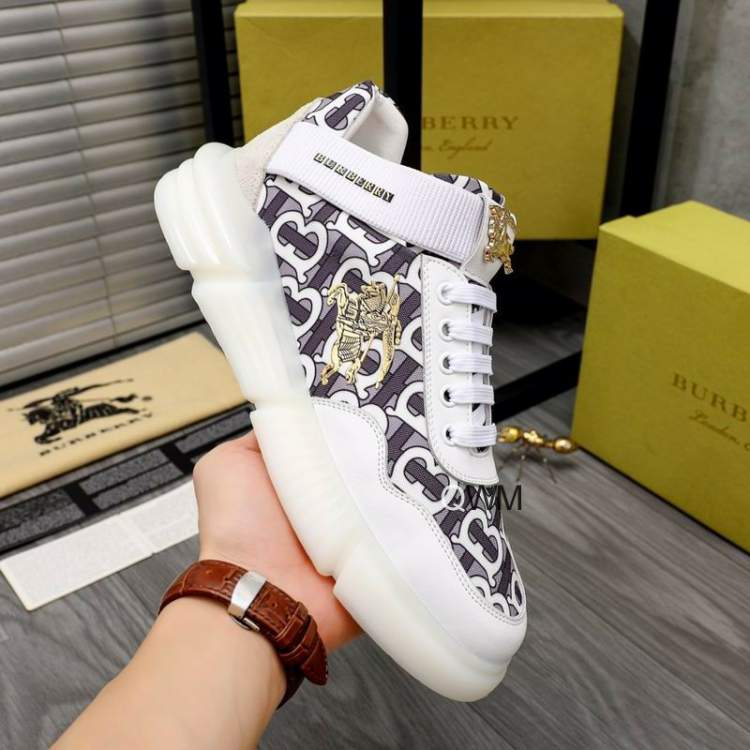 Picture of Burberry Shoes _SKUBurberrysz38-44WM02622011
